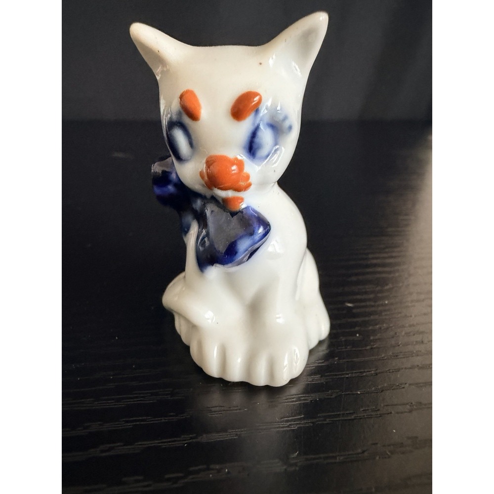 Vintage Occupied Japan Ceramic Cat Figurine Blue Bow Big Eyes Kitsch